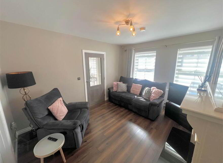 12 Ballyblaugh Meadows, Newry, BT34 1FE