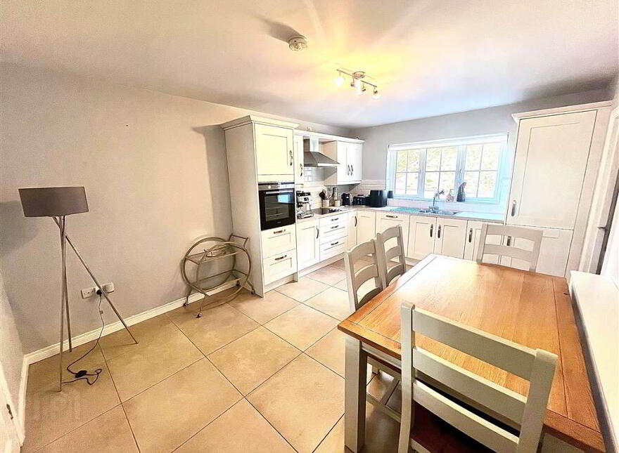 12 Ballyblaugh Meadows, Newry, BT34 1FE
