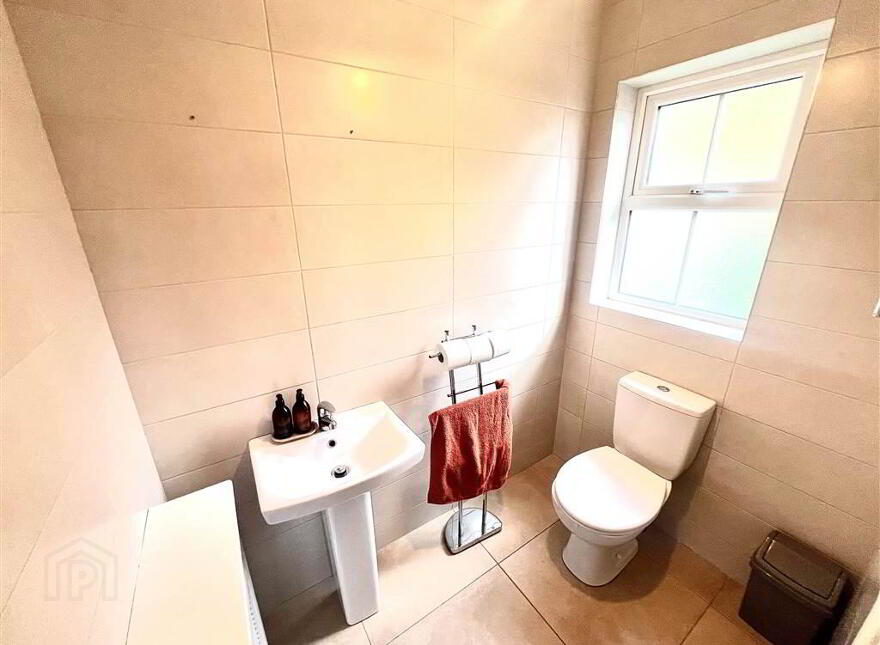 12 Ballyblaugh Meadows, Newry, BT34 1FE