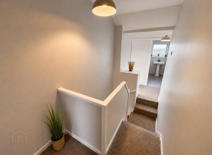 4 Creggan Road, Cityside, L’derry, BT48 9BX