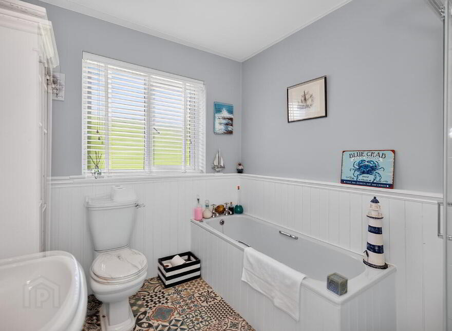 16 Maiden Hill, Kells Road, Kilkenny Town, R95A9F2