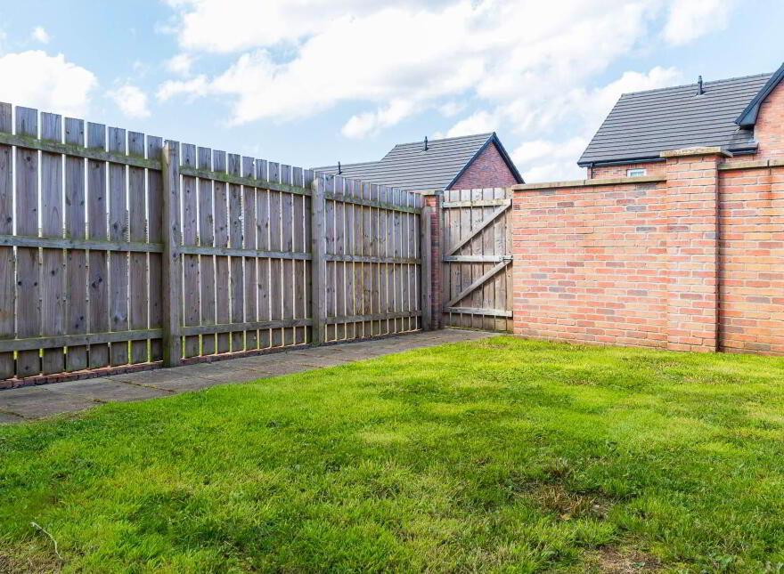 14 Ballyveigh Drive, Antrim, BT41 2FJ