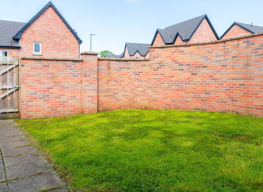14 Ballyveigh Drive, Antrim, BT41 2FJ