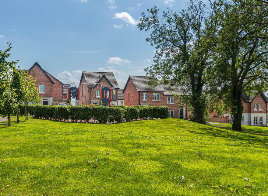 14 Ballyveigh Drive, Antrim, BT41 2FJ