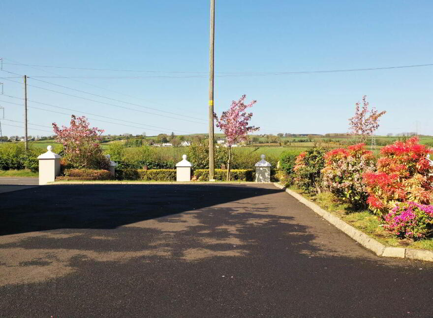 82 Tamnaherin Road, Eglinton, Derry, BT47 3AP