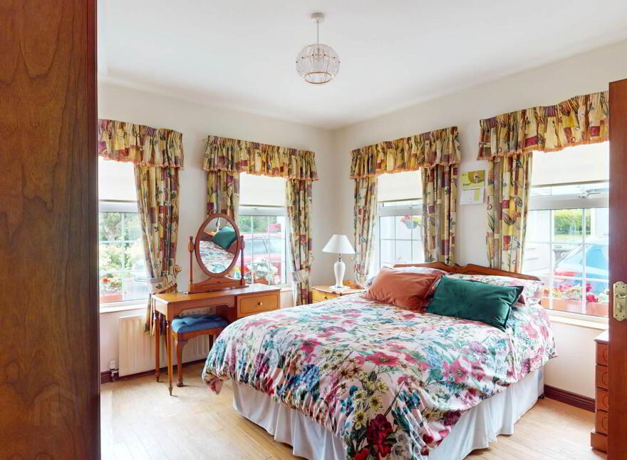 82 Tamnaherin Road, Eglinton, Derry, BT47 3AP