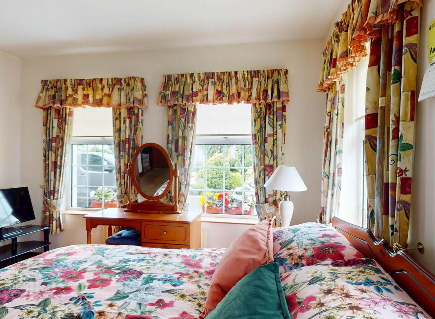 82 Tamnaherin Road, Eglinton, Derry, BT47 3AP