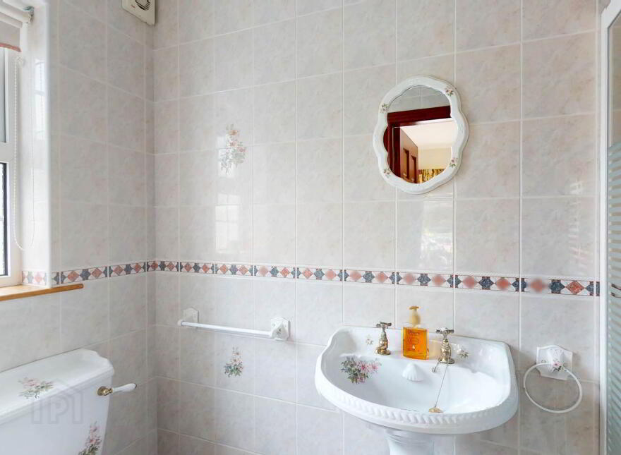 82 Tamnaherin Road, Eglinton, Derry, BT47 3AP