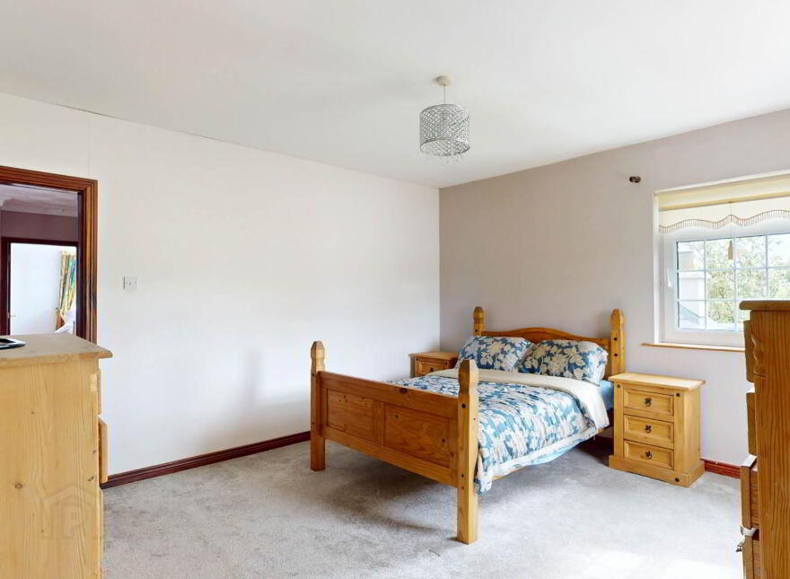 82 Tamnaherin Road, Eglinton, Derry, BT47 3AP