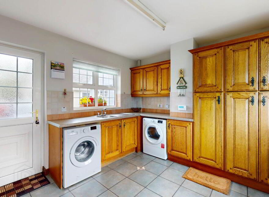 82 Tamnaherin Road, Eglinton, Derry, BT47 3AP