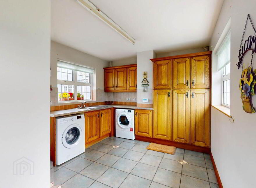 82 Tamnaherin Road, Eglinton, Derry, BT47 3AP