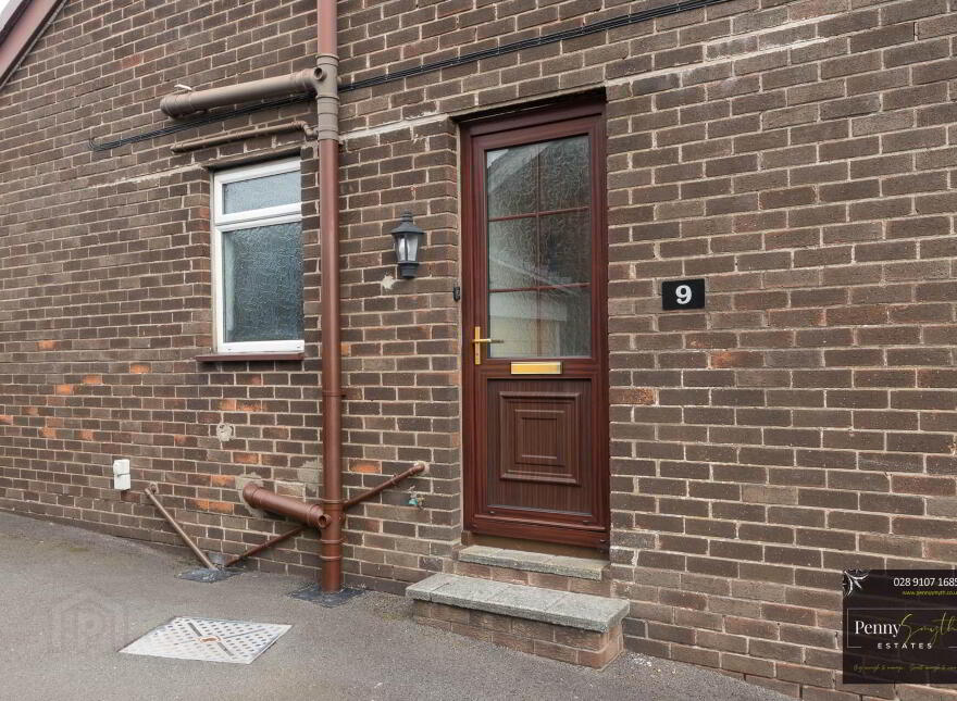 9 Rostrevor Way, Clandeboye Heights, Bangor, BT19 1AE