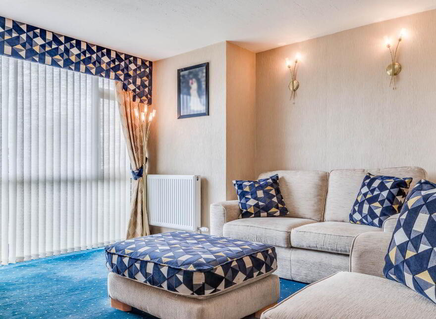 9 Rostrevor Way, Clandeboye Heights, Bangor, BT19 1AE