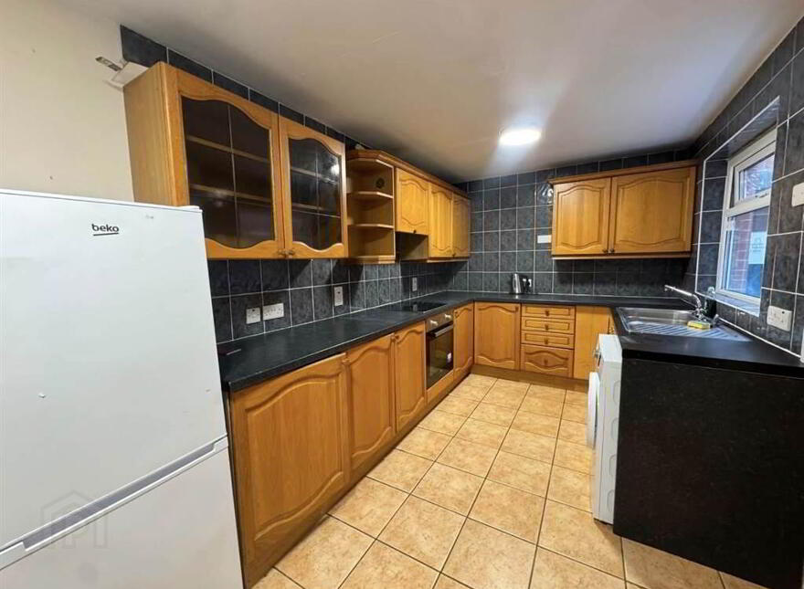 27 Crocus Street, Belfast, BT12 7AP