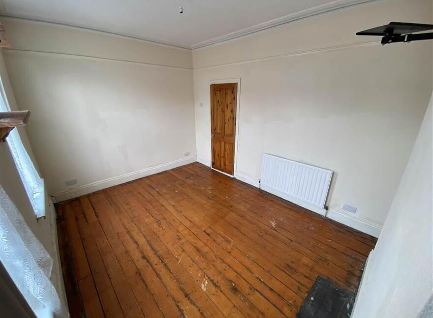 27 Crocus Street, Belfast, BT12 7AP