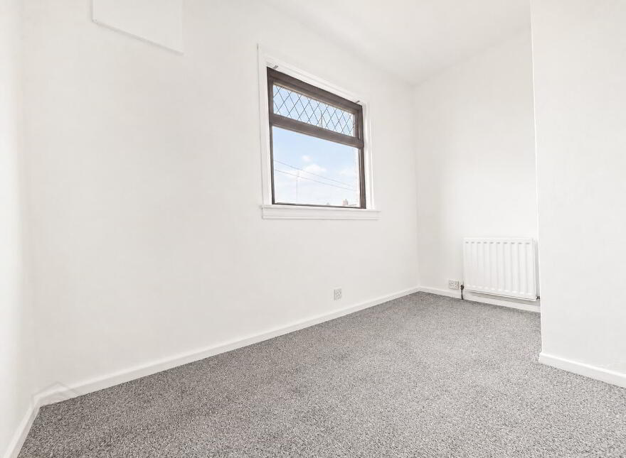 25 Kirkland Square, Carrickfergus, BT38 8JS