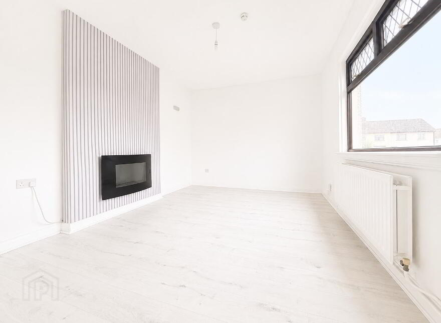 25 Kirkland Square, Carrickfergus, BT38 8JS