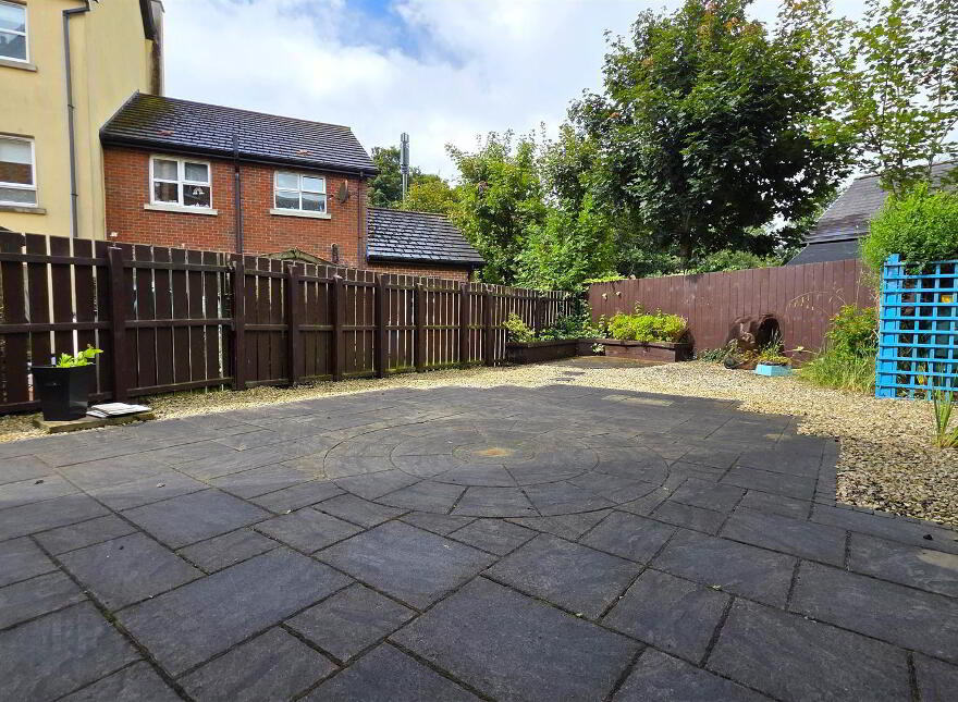 24 Glencraig Manor, Antrim, BT41 2LE