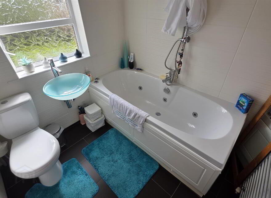 24 Glencraig Manor, Antrim, BT41 2LE