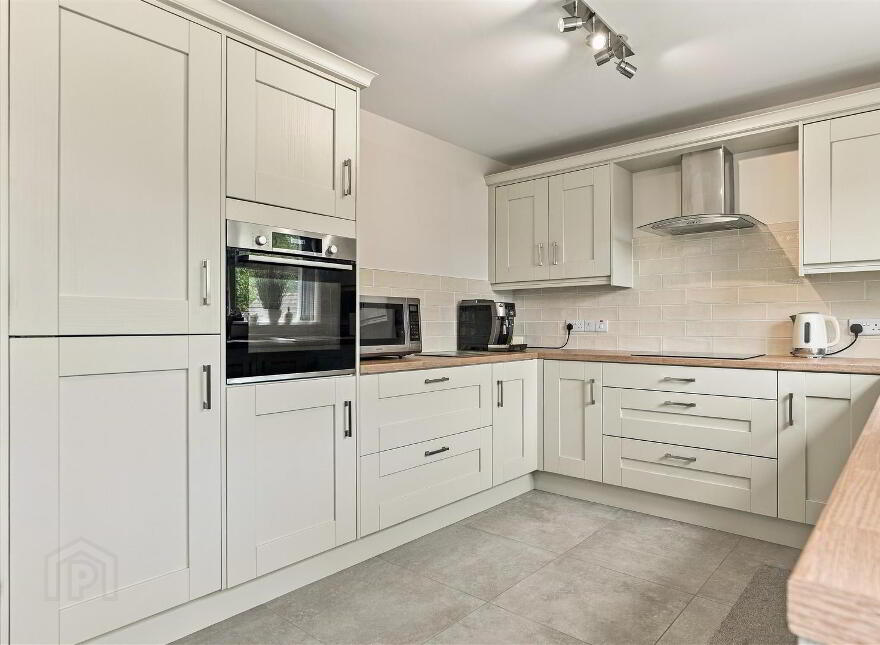 24 Glencraig Manor, Antrim, BT41 2LE