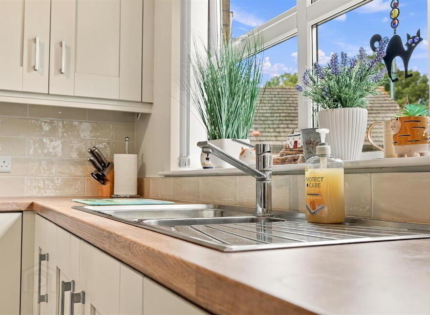 24 Glencraig Manor, Antrim, BT41 2LE