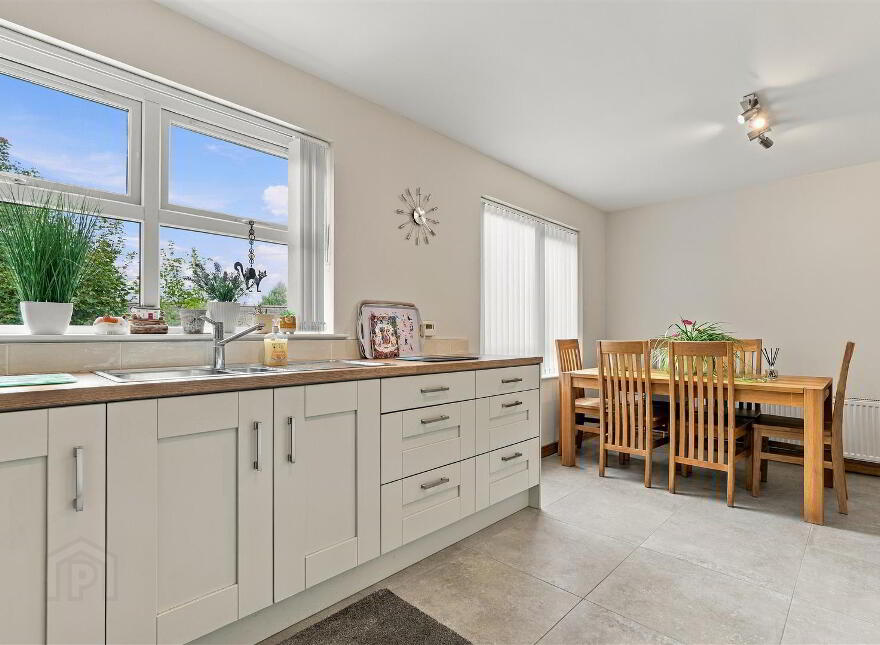 24 Glencraig Manor, Antrim, BT41 2LE
