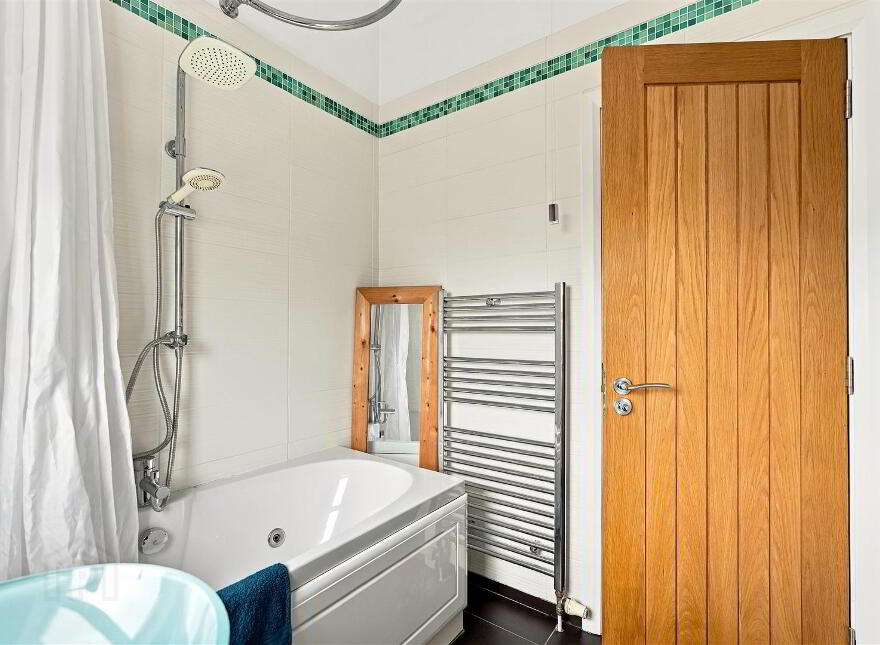24 Glencraig Manor, Antrim, BT41 2LE