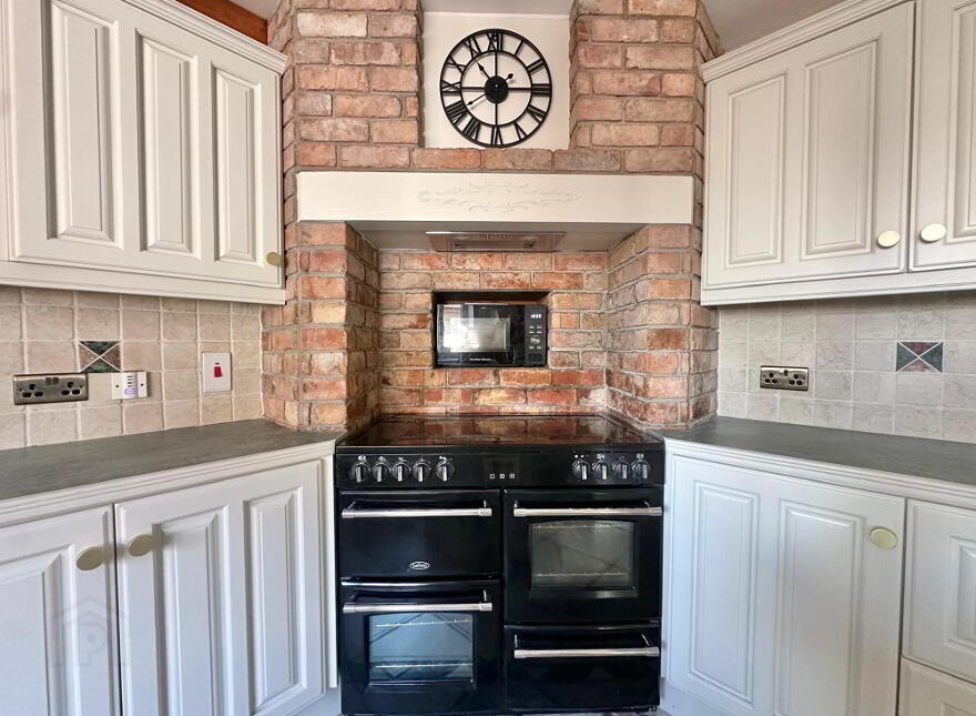 5 Manor Lane, Magherafelt, BT45 6QD