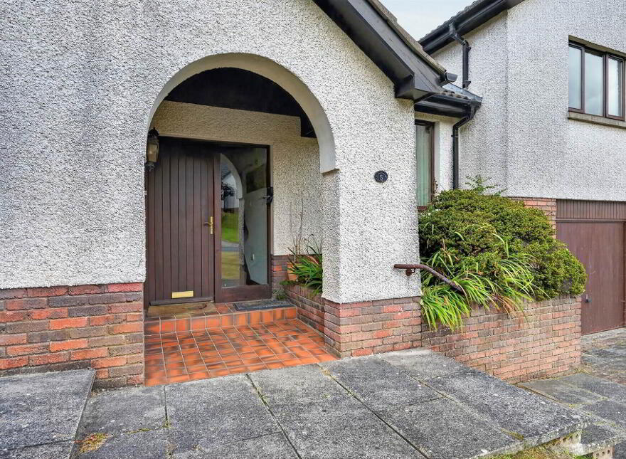 5 Karrington Heights, Dundonald, Belfast, BT16 1XZ
