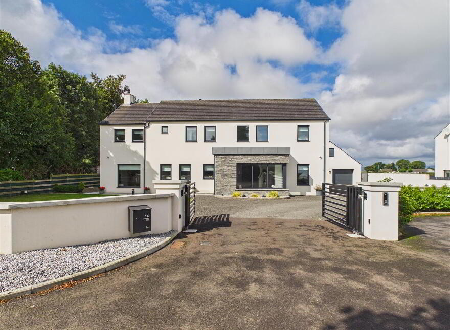 14 Broighter Road, Limavady, BT49 9DU photo