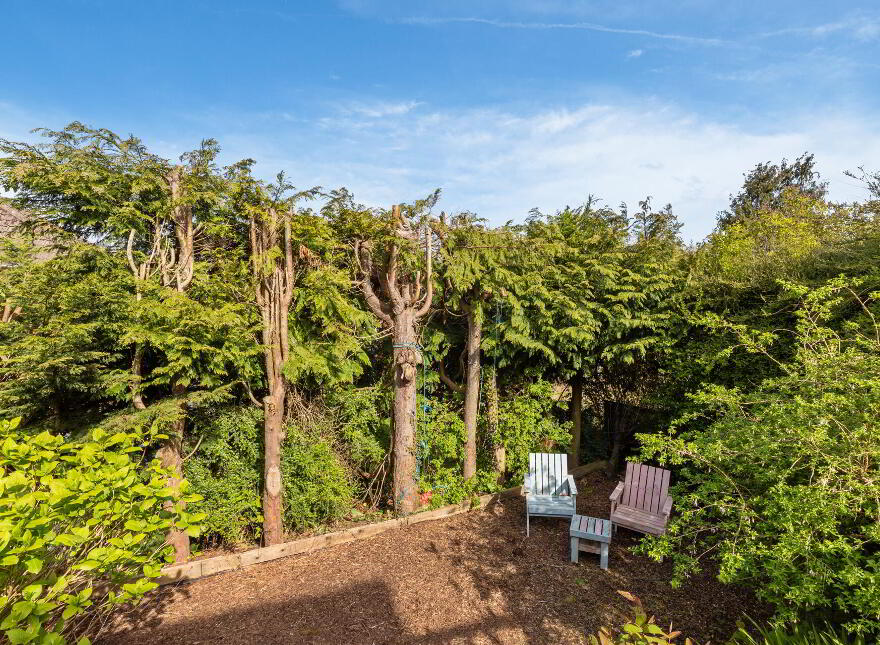 86 Castlemore Avenue, Upper Knockbreda Road, Belfast, BT6 9RG
