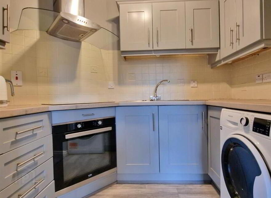 1 Old Railway View, Dromore, BT25 1NU