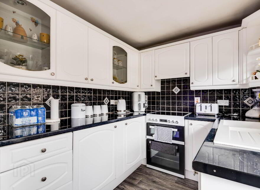 78 Kilmacormick Road, Enniskillen, BT74 6EW