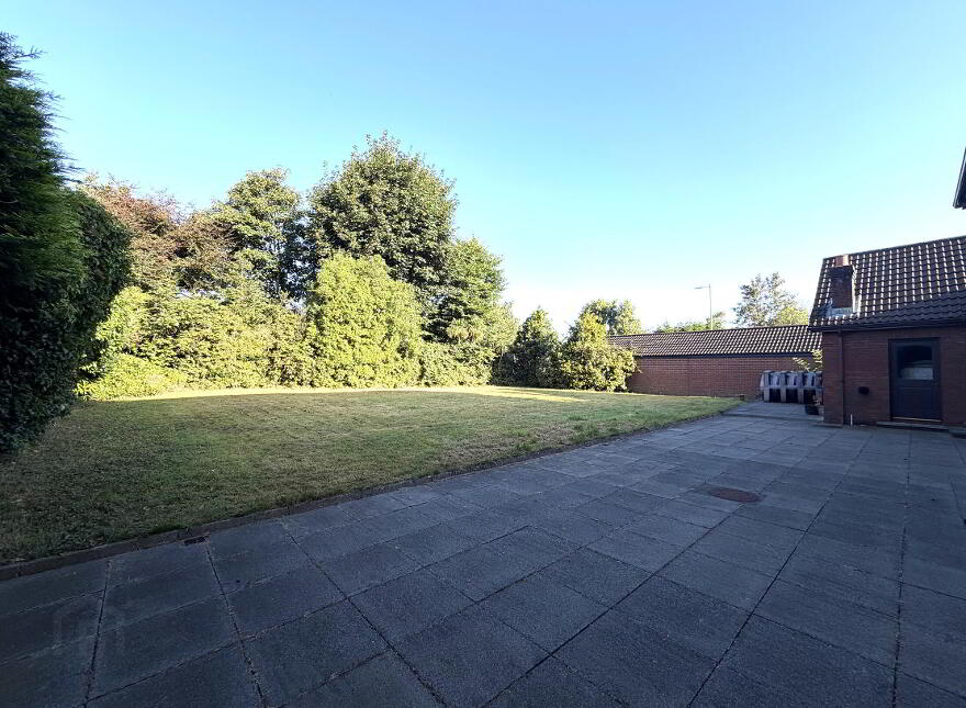550a Upper Newtownards Road, Belfast, BT4 3HE