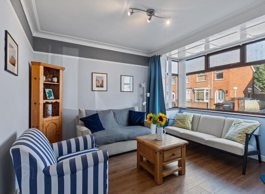 9 Loopland Drive, Belfast, BT6 9DW