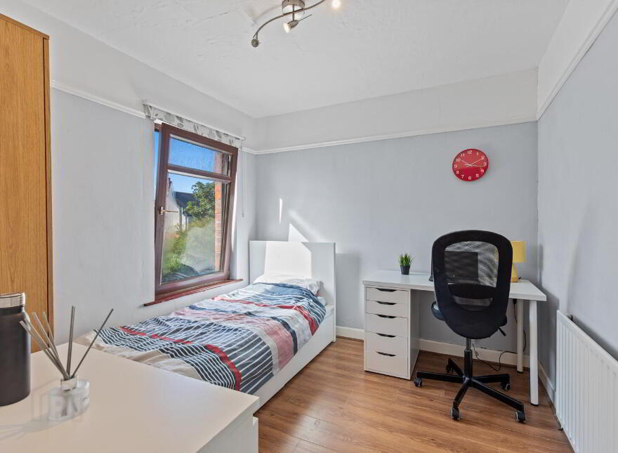 9 Loopland Drive, Belfast, BT6 9DW
