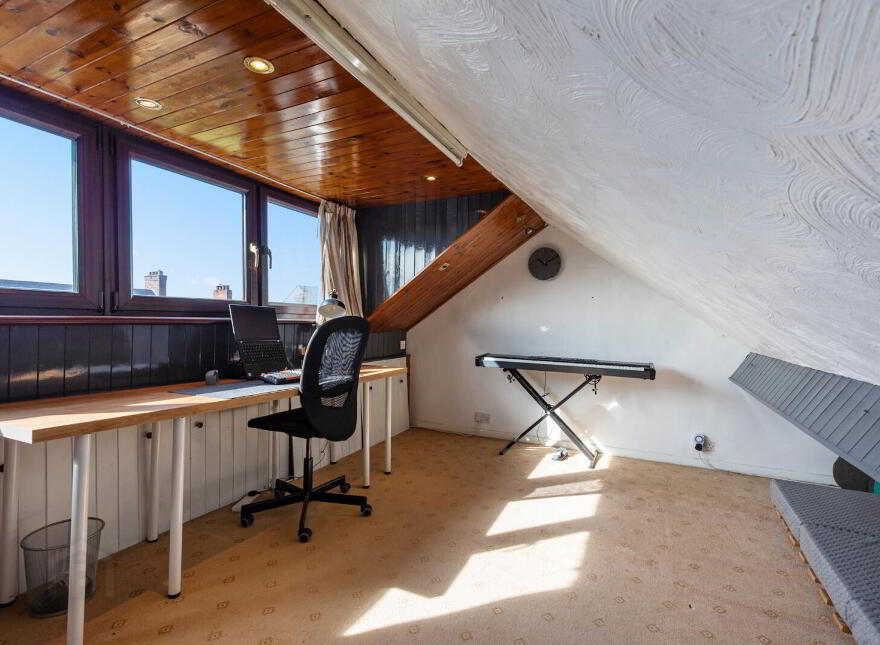 9 Loopland Drive, Belfast, BT6 9DW