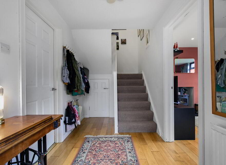 16 Lakeside Drive, Finaghy Road South, Belfast, BT10 0NU