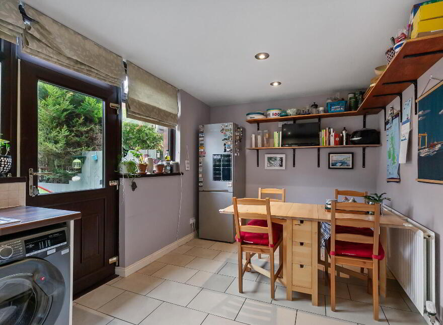 16 Lakeside Drive, Finaghy Road South, Belfast, BT10 0NU
