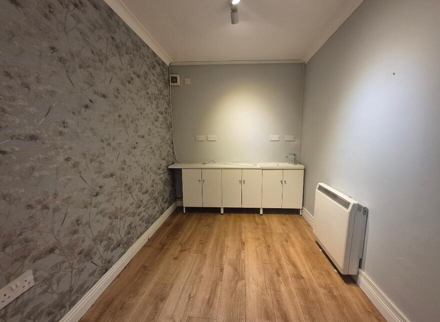 Templedrum House, 16 Castlemain Street, Athlone, N37K3K7