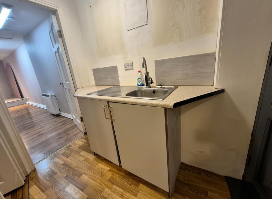 Templedrum House, 16 Castlemain Street, Athlone, N37K3K7