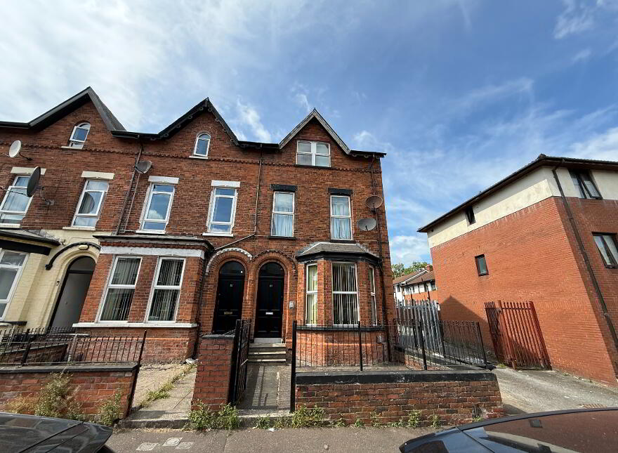 2, 54 Brookhill Avenue, Belfast, BT14 6BS
