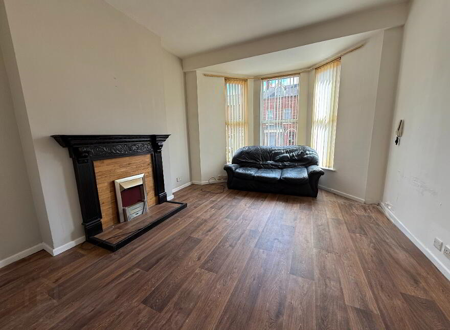 2, 54 Brookhill Avenue, Belfast, BT14 6BS