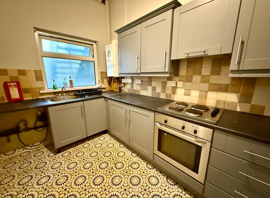 2, 54 Brookhill Avenue, Belfast, BT14 6BS
