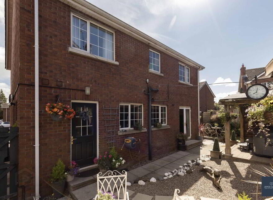 47 Holly Hill, Dollingstown, BT66 7UB