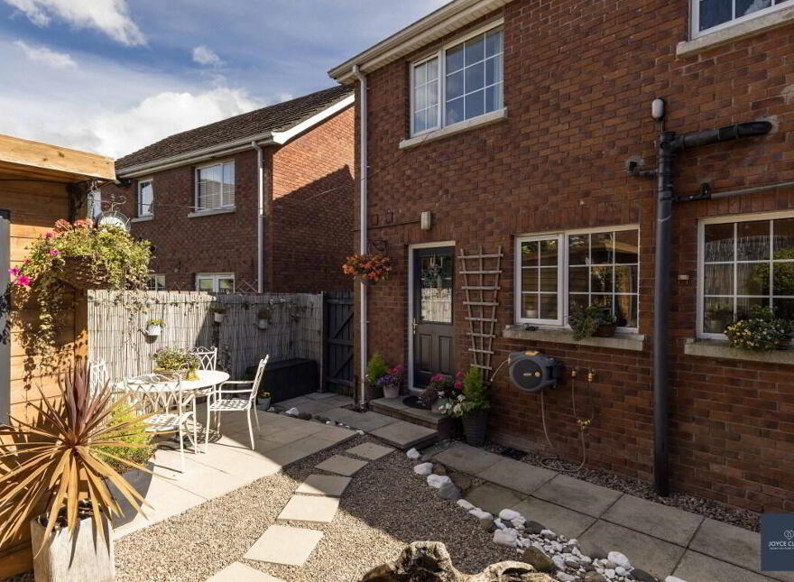 47 Holly Hill, Dollingstown, BT66 7UB