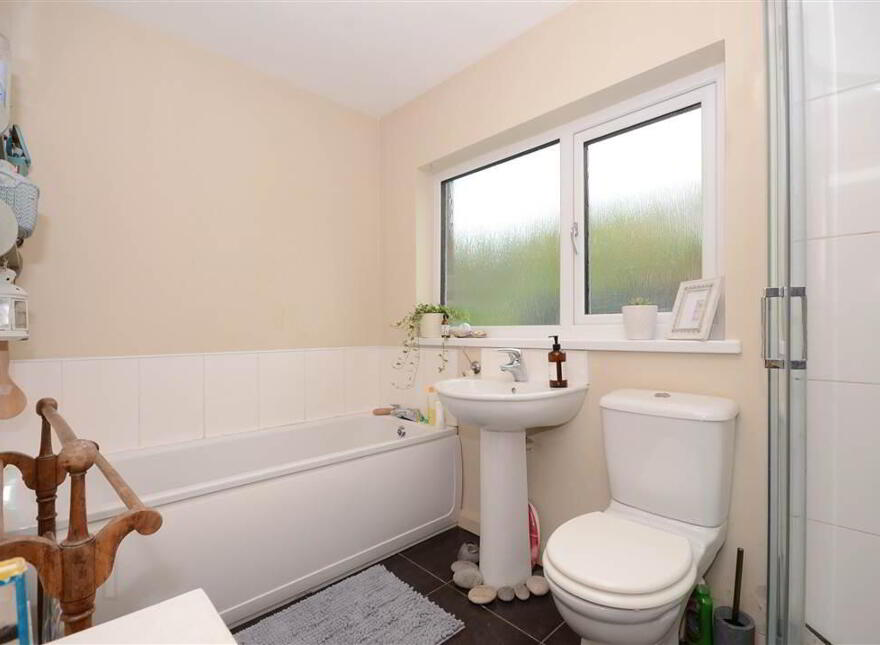 8 Cranmore Park, Malone Road, Belfast, BT9 6JG