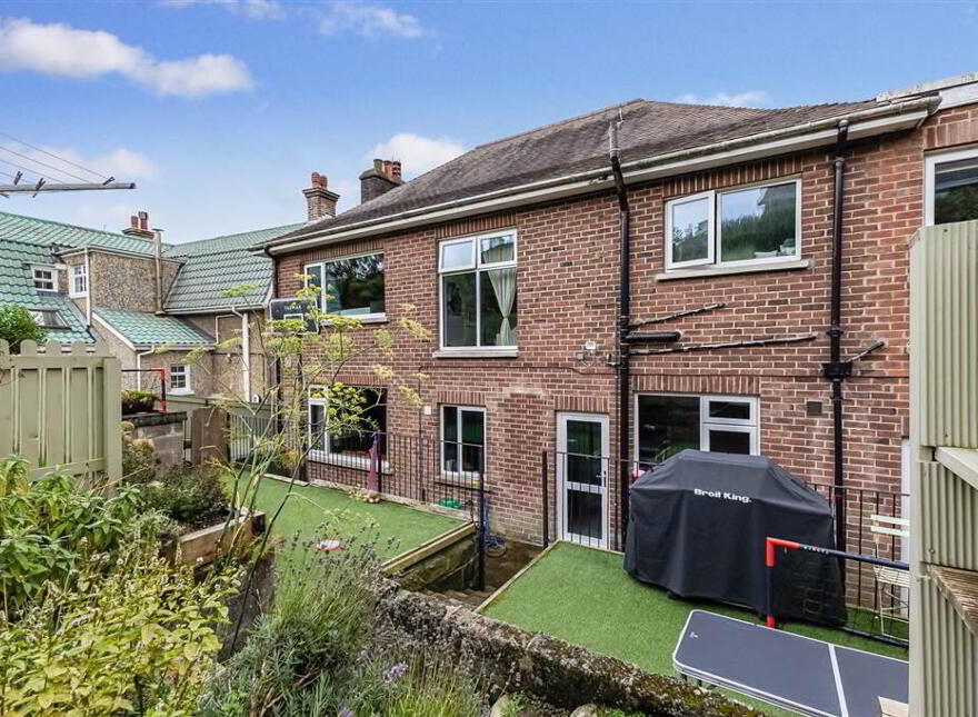 8 Cranmore Park, Malone Road, Belfast, BT9 6JG