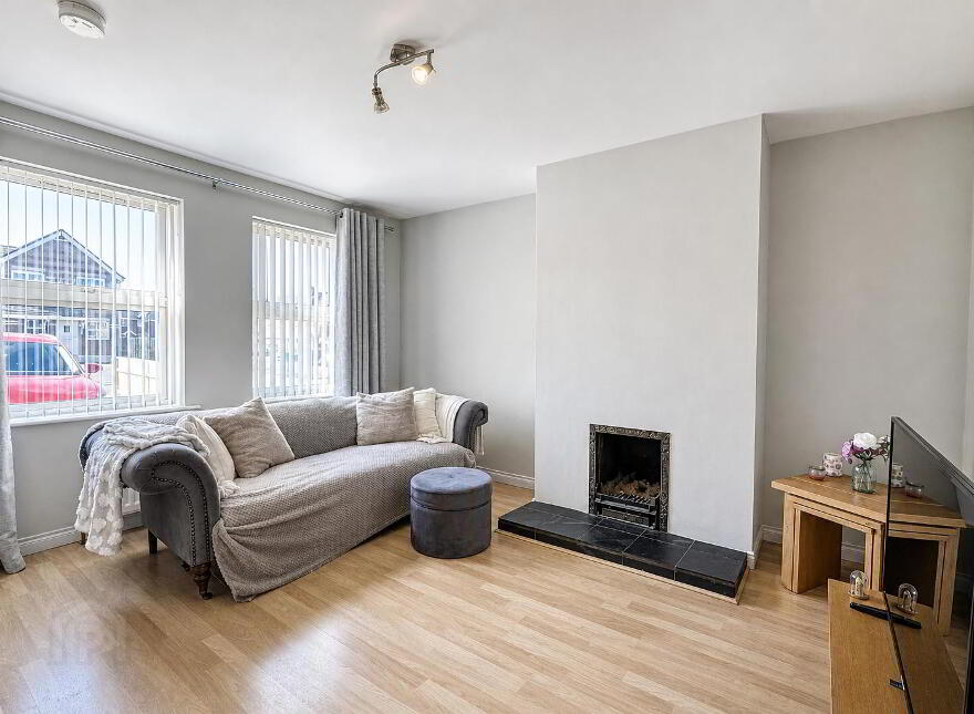 4 Whitethorn Drive, Newtownards, BT23 8WS