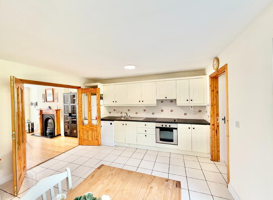 15 Meadowside, Dromina, P56K611